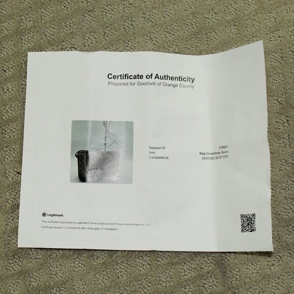 Gucci Medium Sized Dark Navy Blue Web Logo Purse - Picture 7 of 15